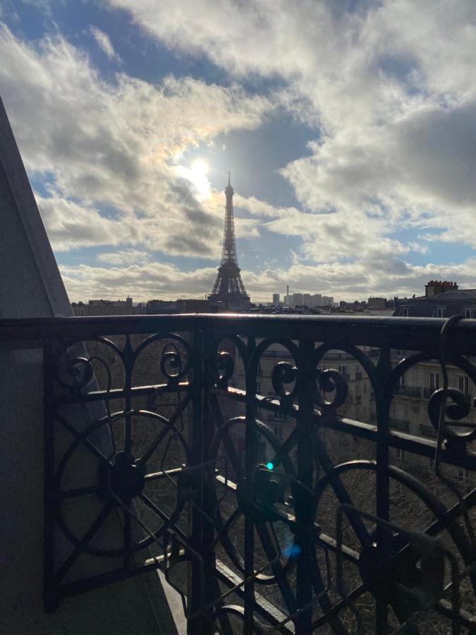 The Eiffel Tower Room Paris Eksteriør billede
